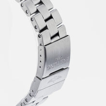 Load image into Gallery viewer, BREITLING SuperOcean Steelfish A17390 Pre-Owned