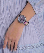 Load image into Gallery viewer, GUESS Lily Lavender Dial