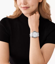 Load image into Gallery viewer, MICHAEL KORS Everest Three-Hand Stainless Steel